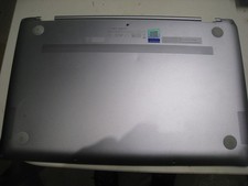 Coque inférieure pour