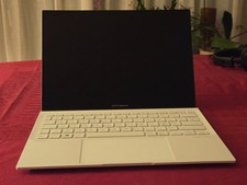 ASUS Zenbook S 13 OLED